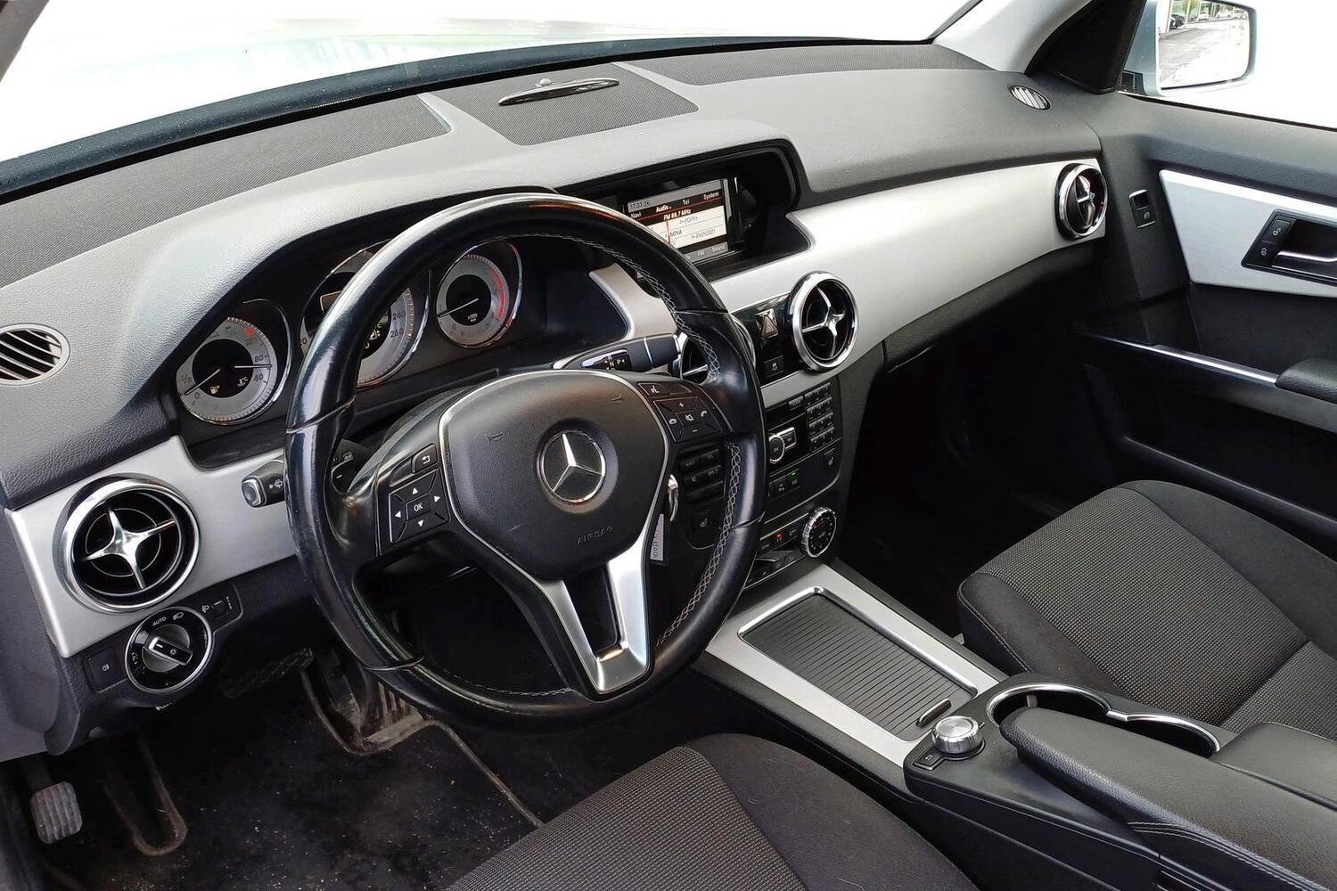 Mercedes-Benz GLK vaihtoauto
