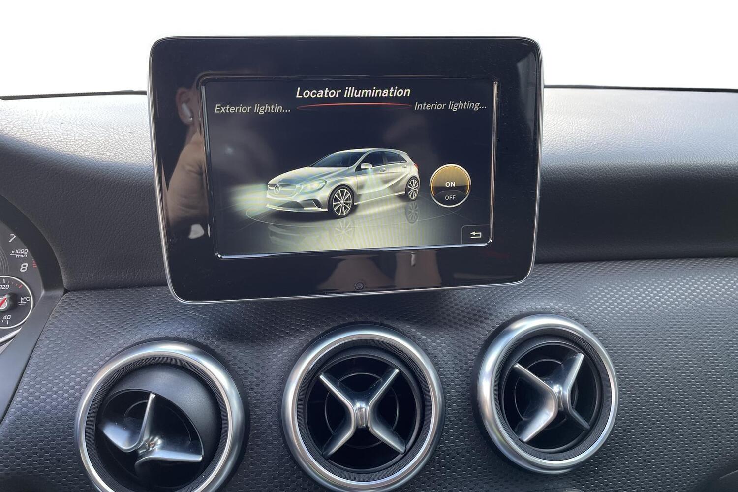 Mercedes-Benz A vaihtoauto