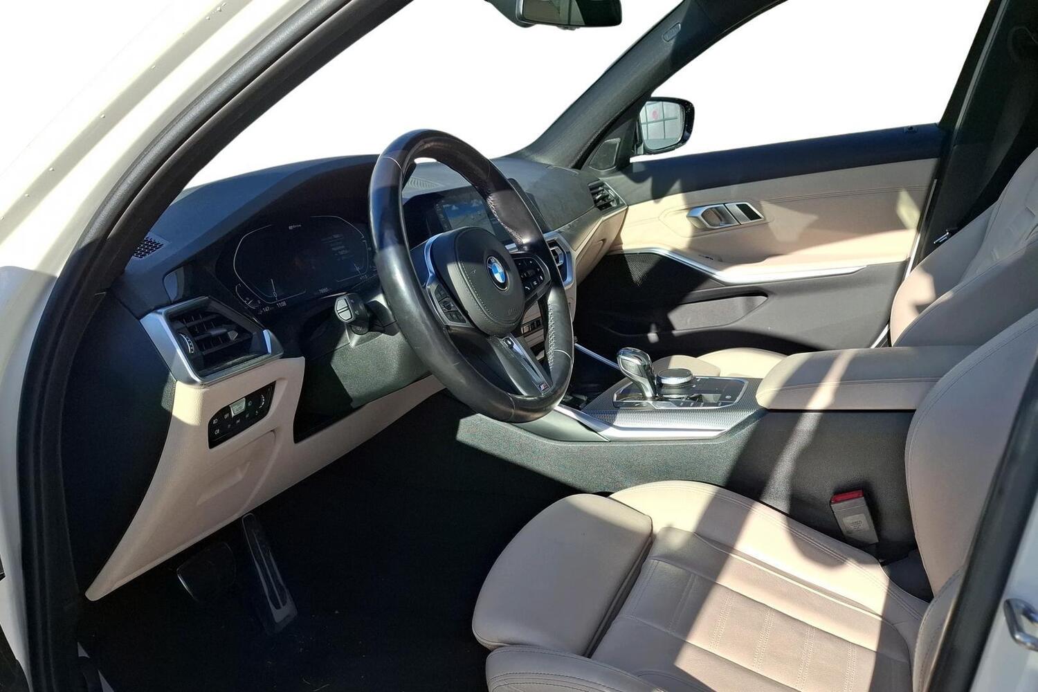 BMW 330 vaihtoauto