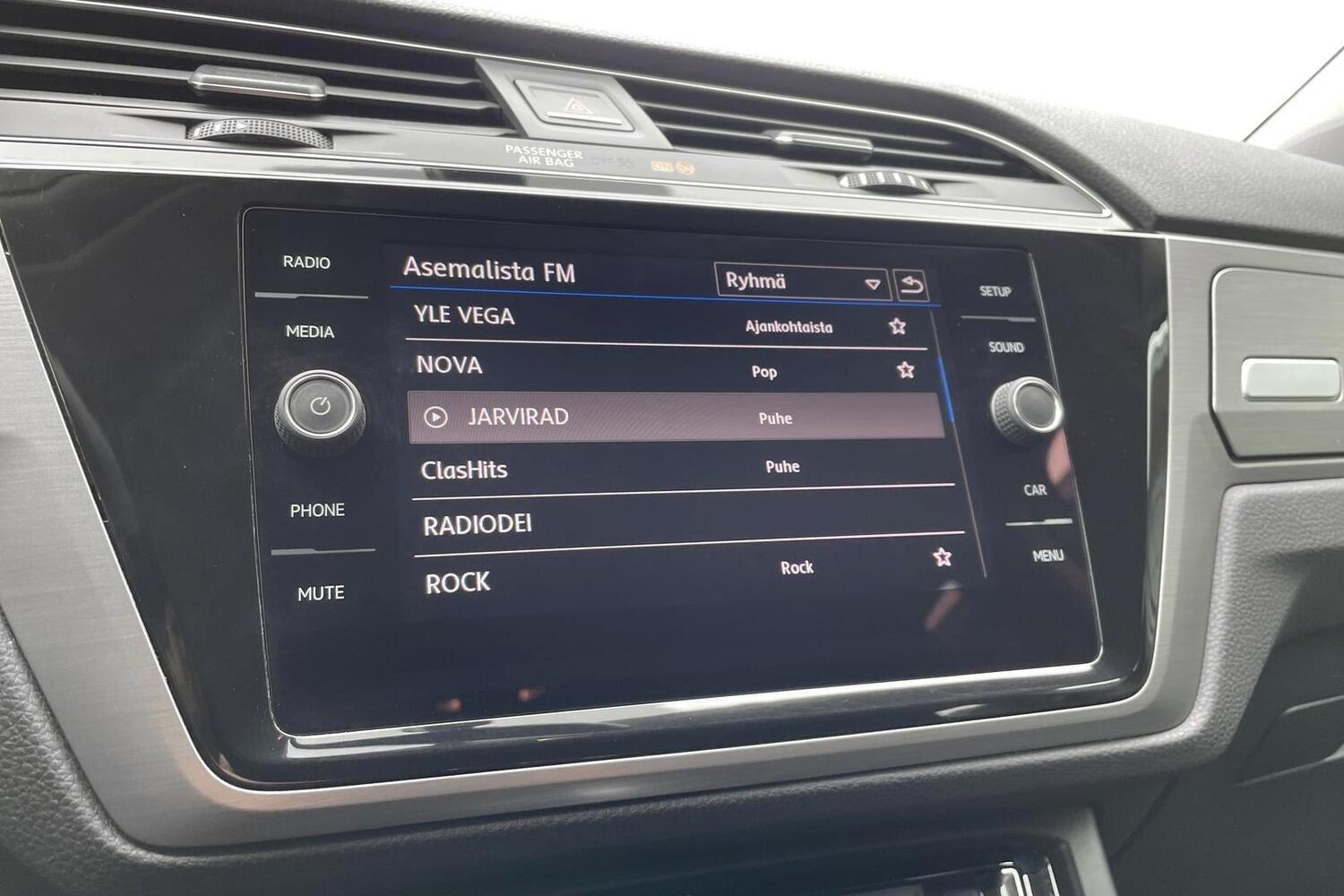 Volkswagen Touran vaihtoauto