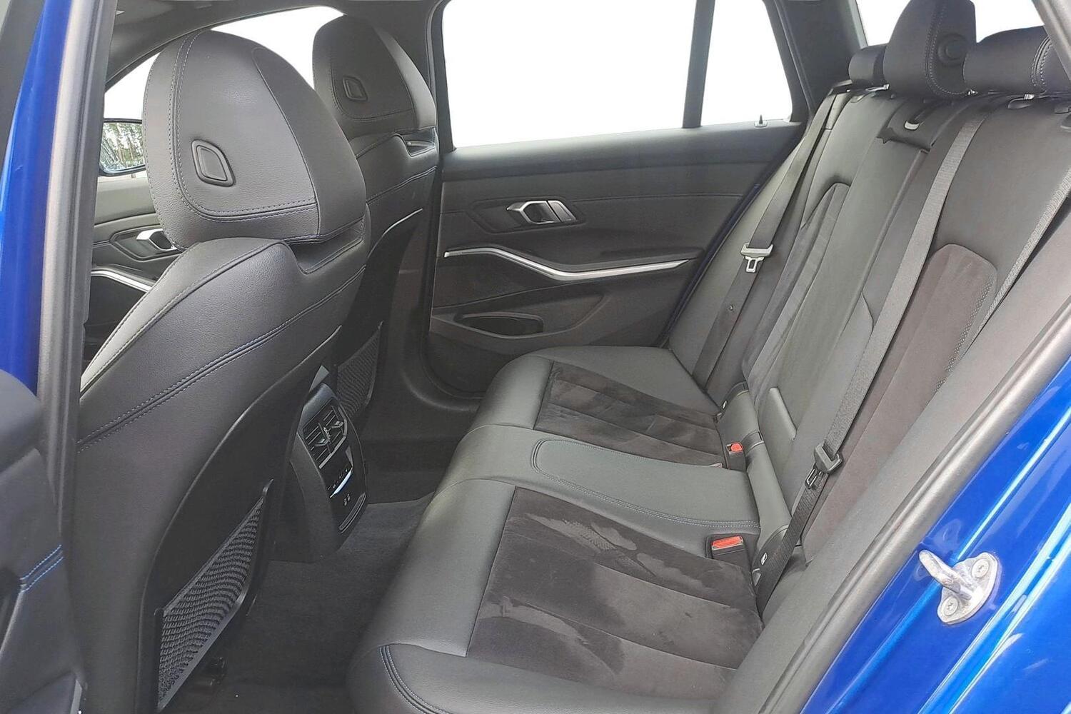 BMW 330 vaihtoauto