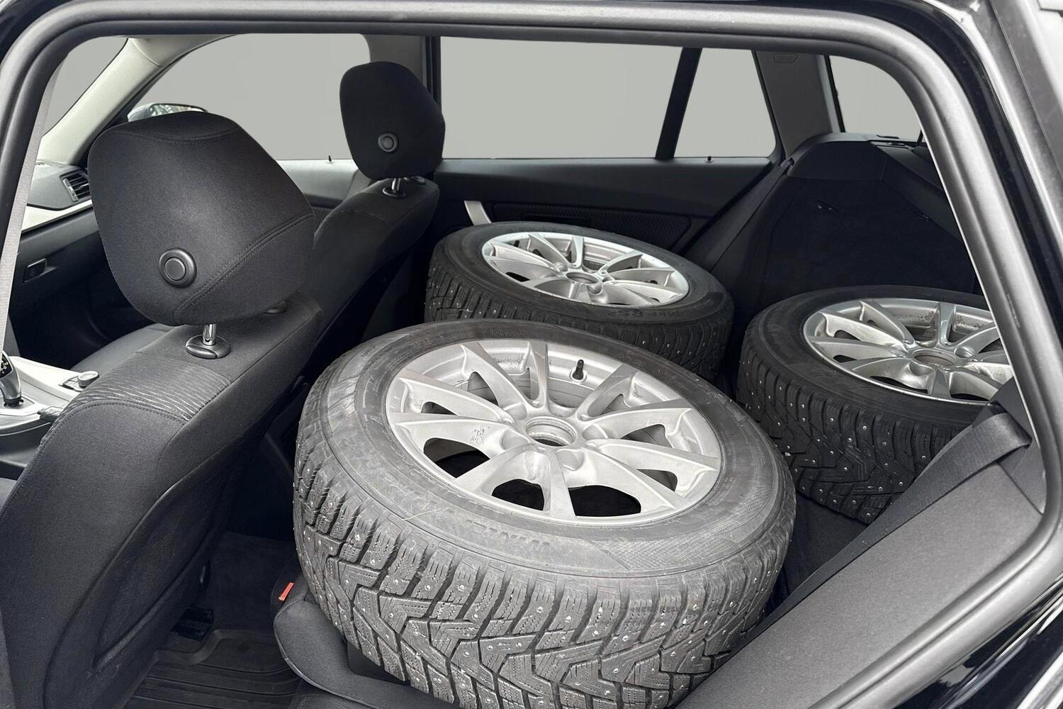 BMW 320 vaihtoauto