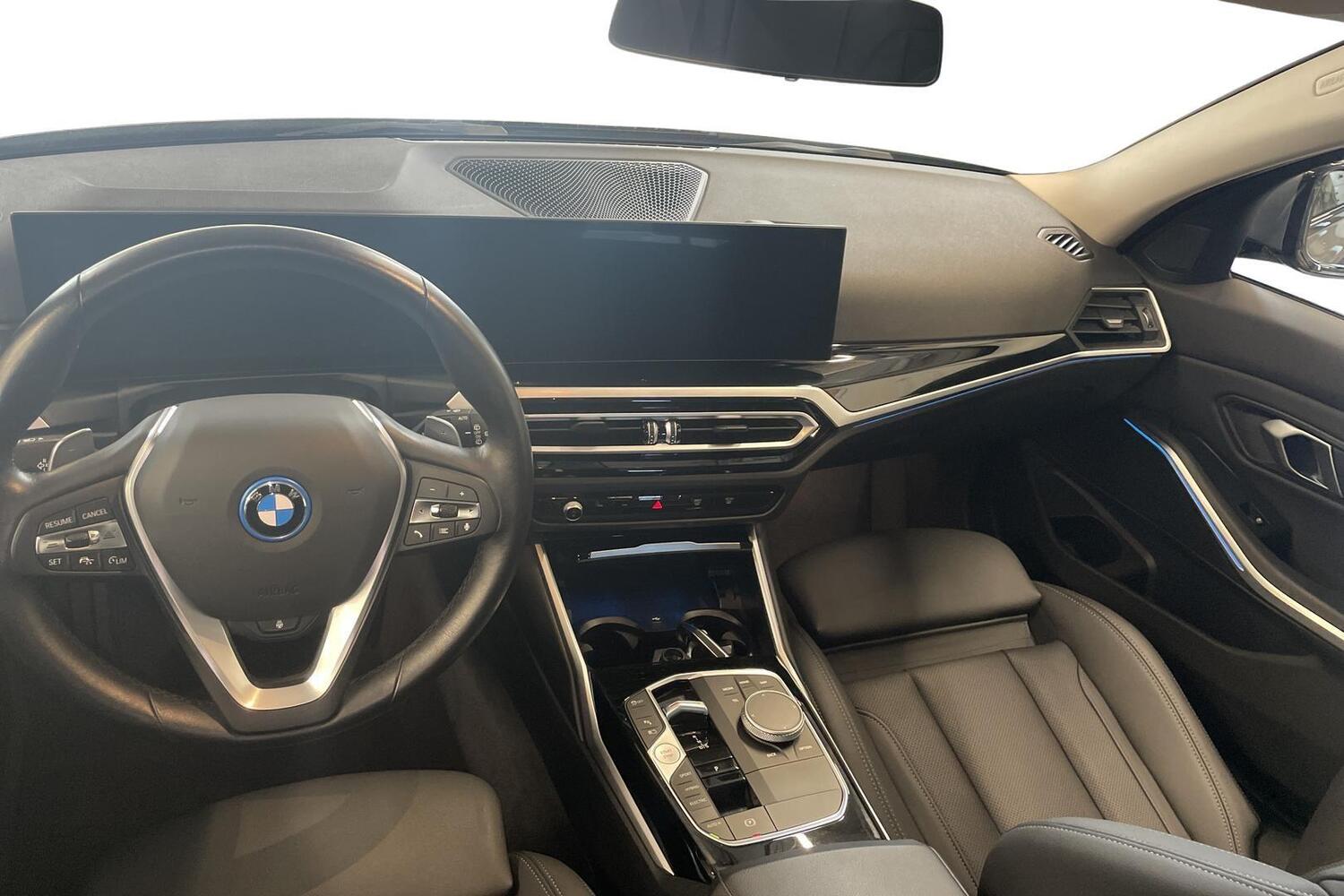 BMW 330 vaihtoauto