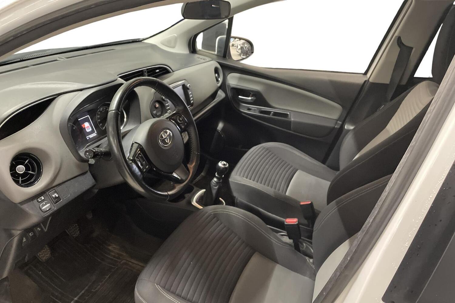 Toyota Yaris vaihtoauto