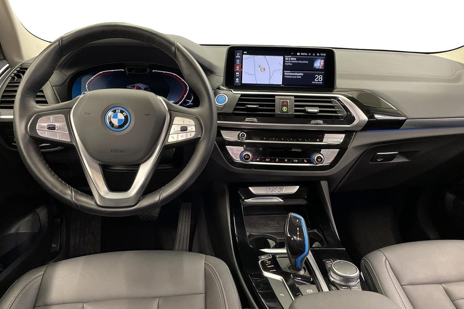 BMW iX3 vaihtoauto