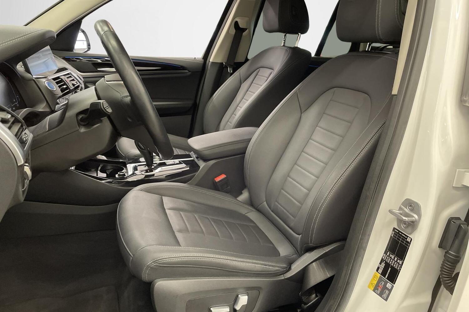 BMW iX3 vaihtoauto