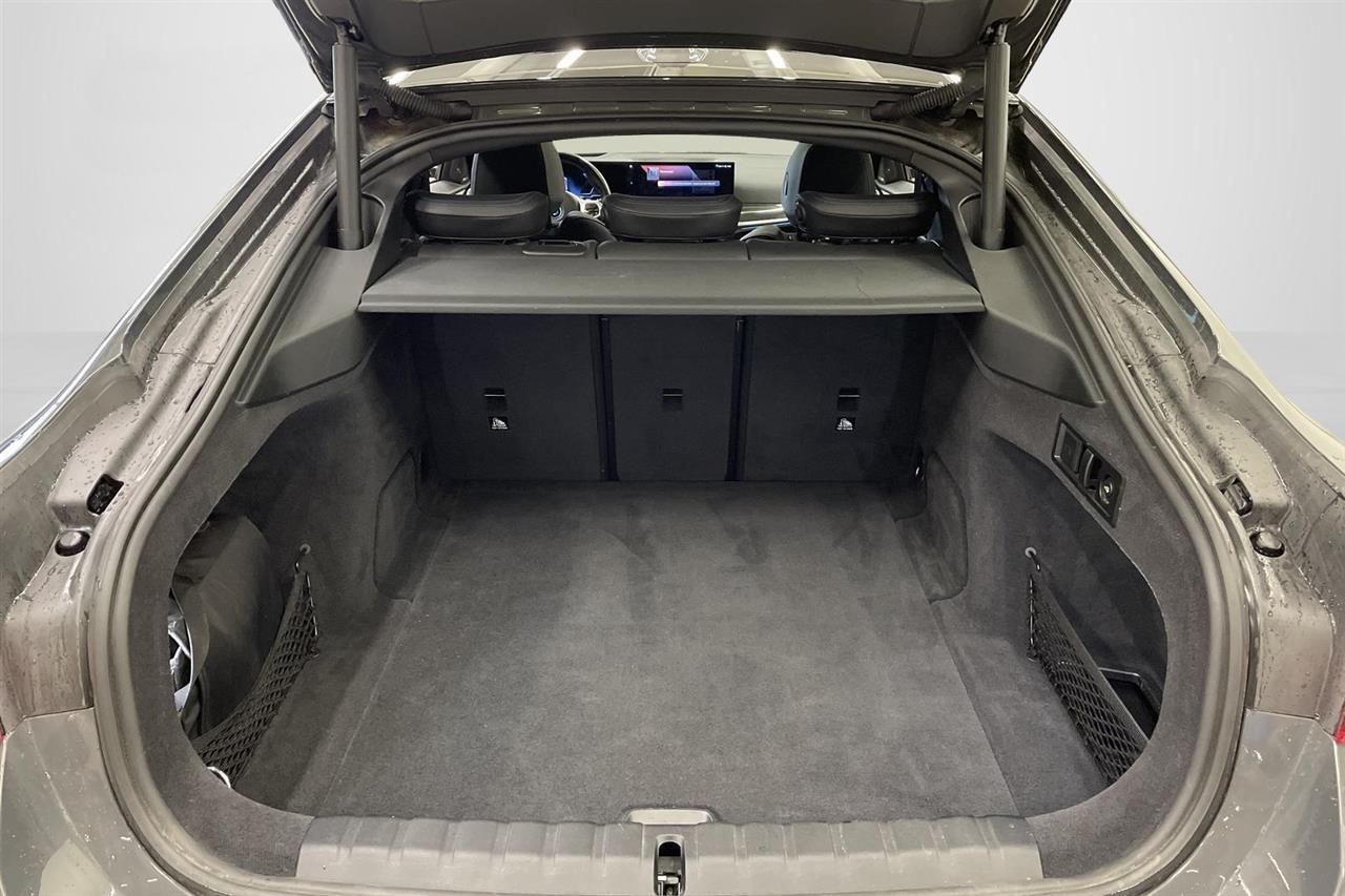 BMW i4 M50 vaihtoauto
