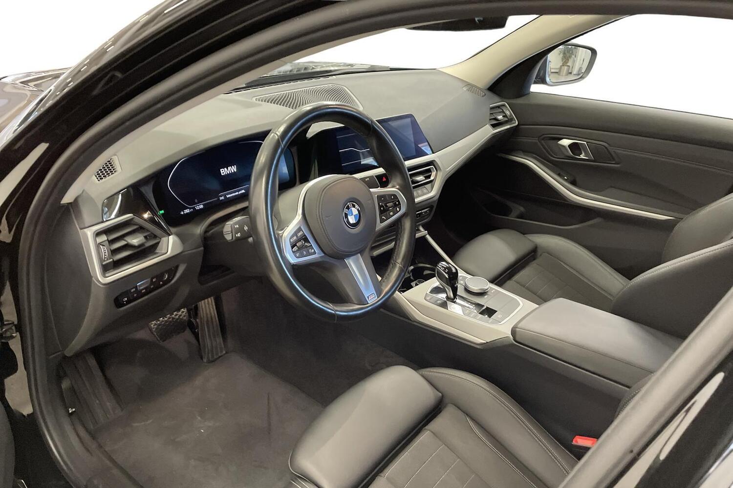 BMW 320 vaihtoauto