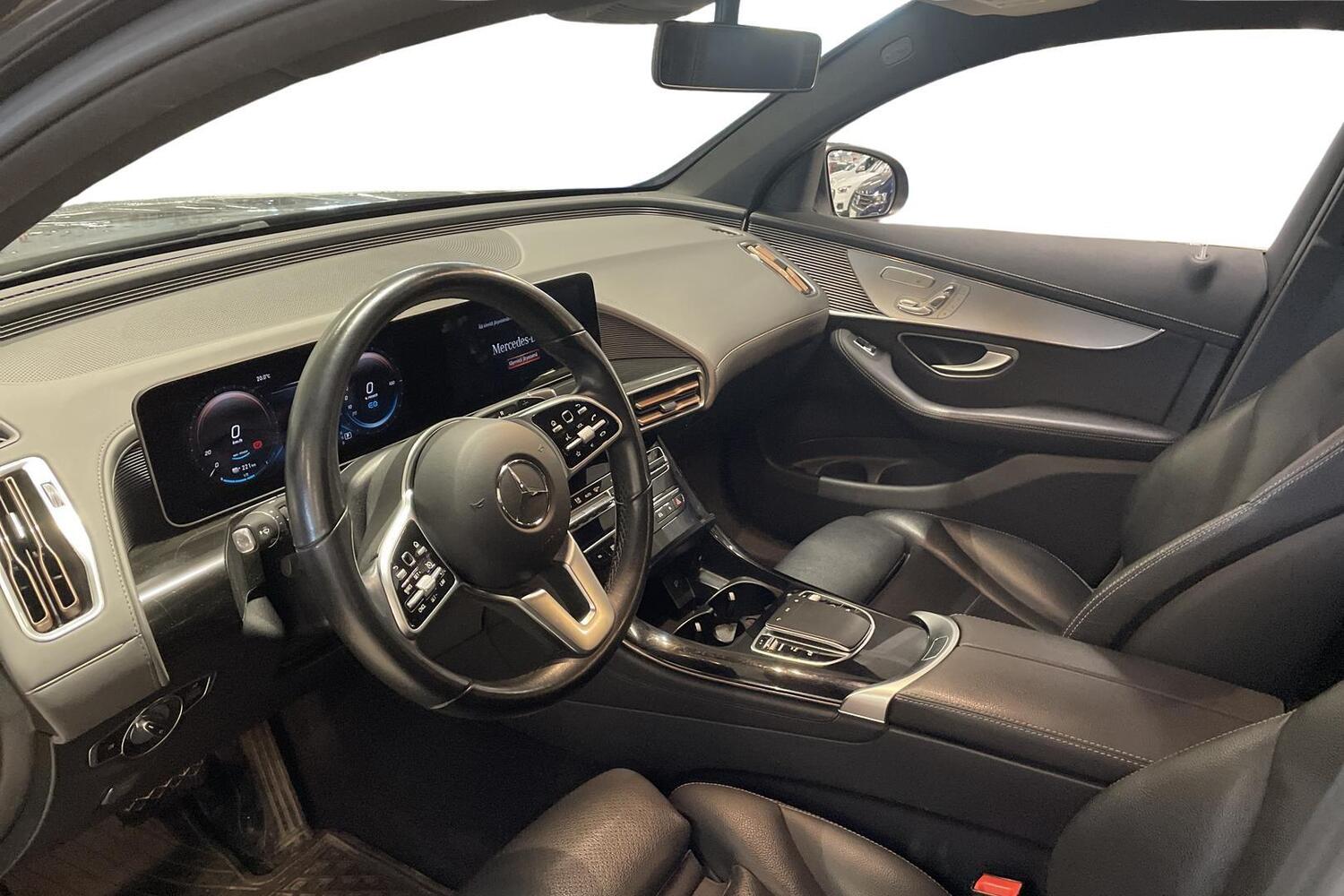 Mercedes-Benz EQC vaihtoauto