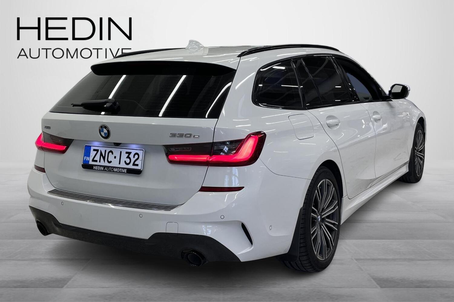 BMW 330 vaihtoauto