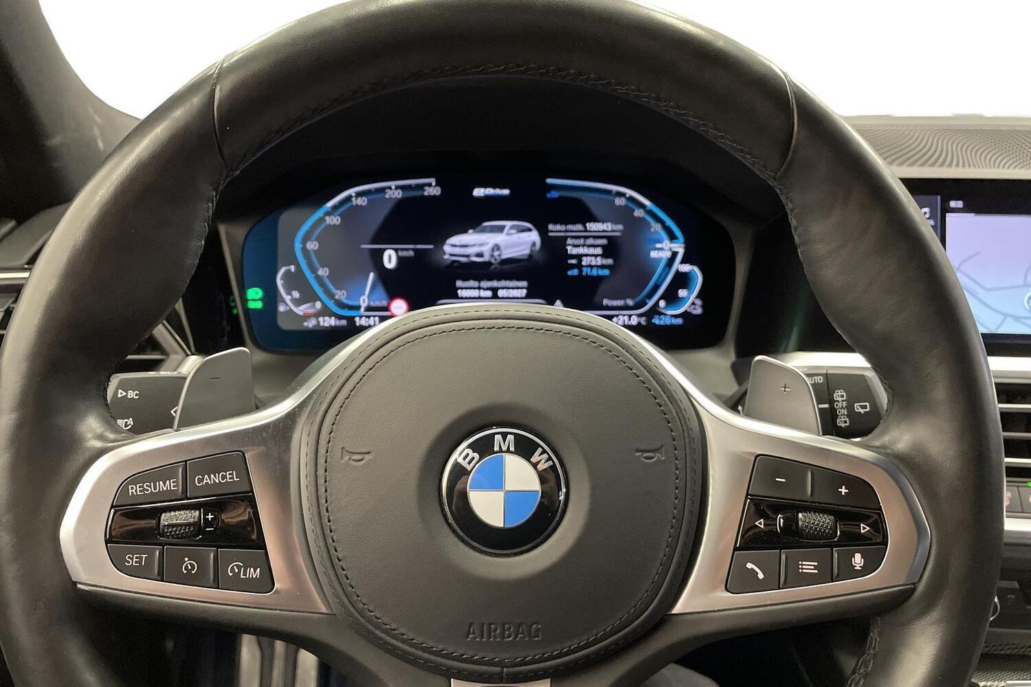 BMW 330 vaihtoauto