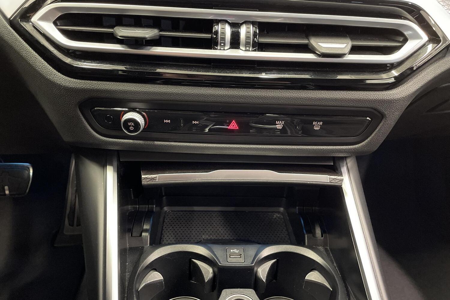 BMW 330 vaihtoauto