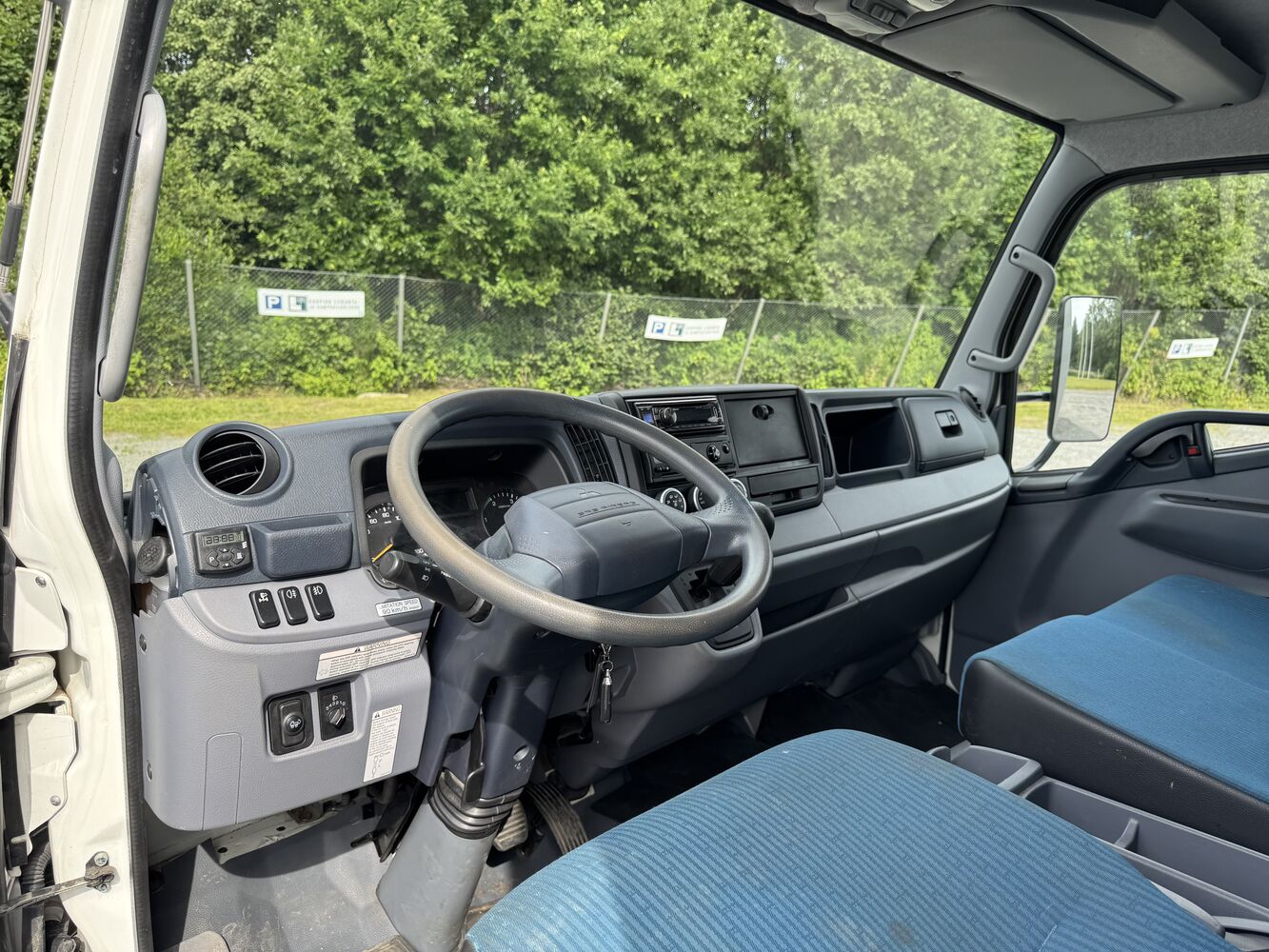 Mitsubishi Canter vaihtoauto