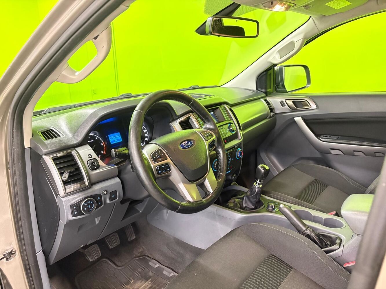 Ford Ranger vaihtoauto