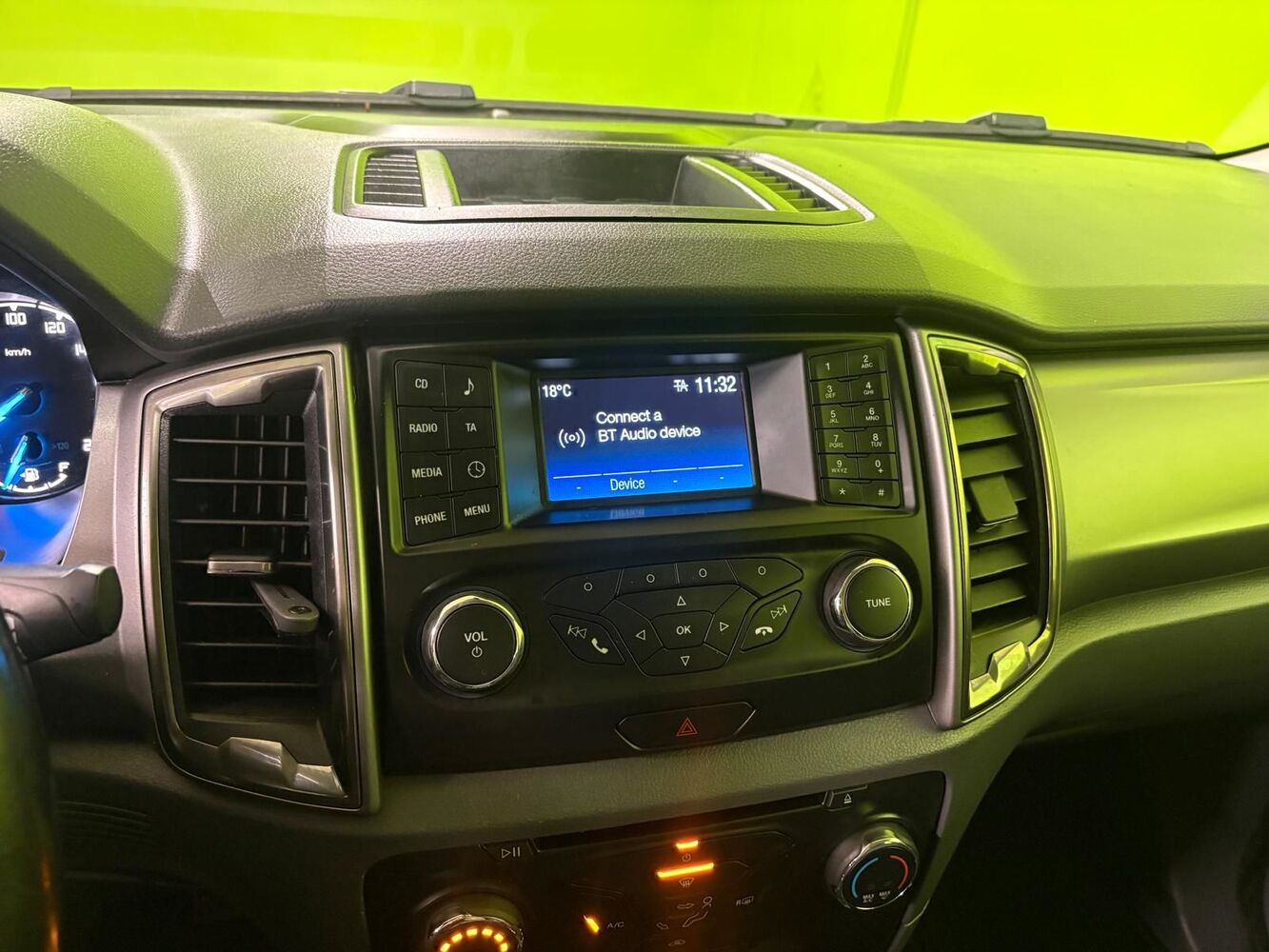 Ford Ranger vaihtoauto