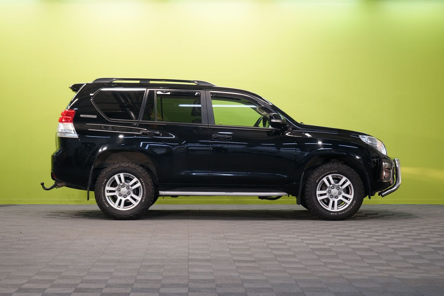 Toyota Land Cruiser vaihtoauto