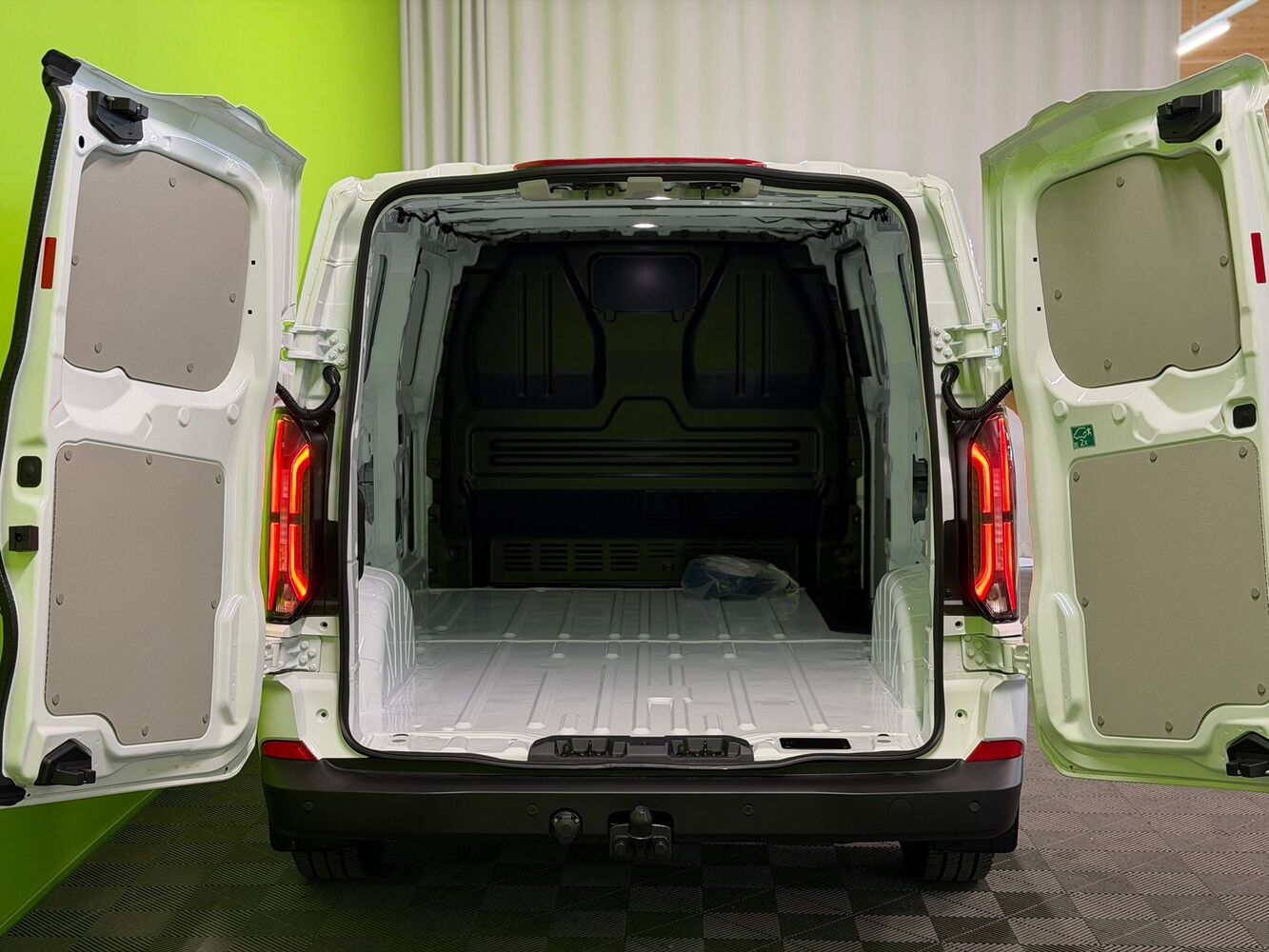 Ford Transit Custom vaihtoauto
