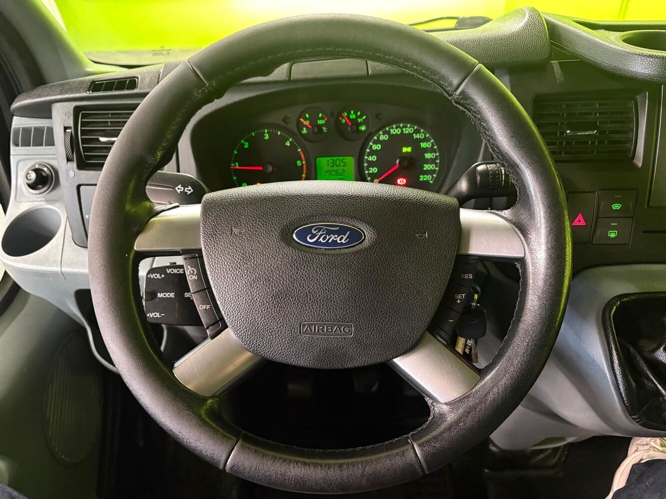 Ford Transit vaihtoauto