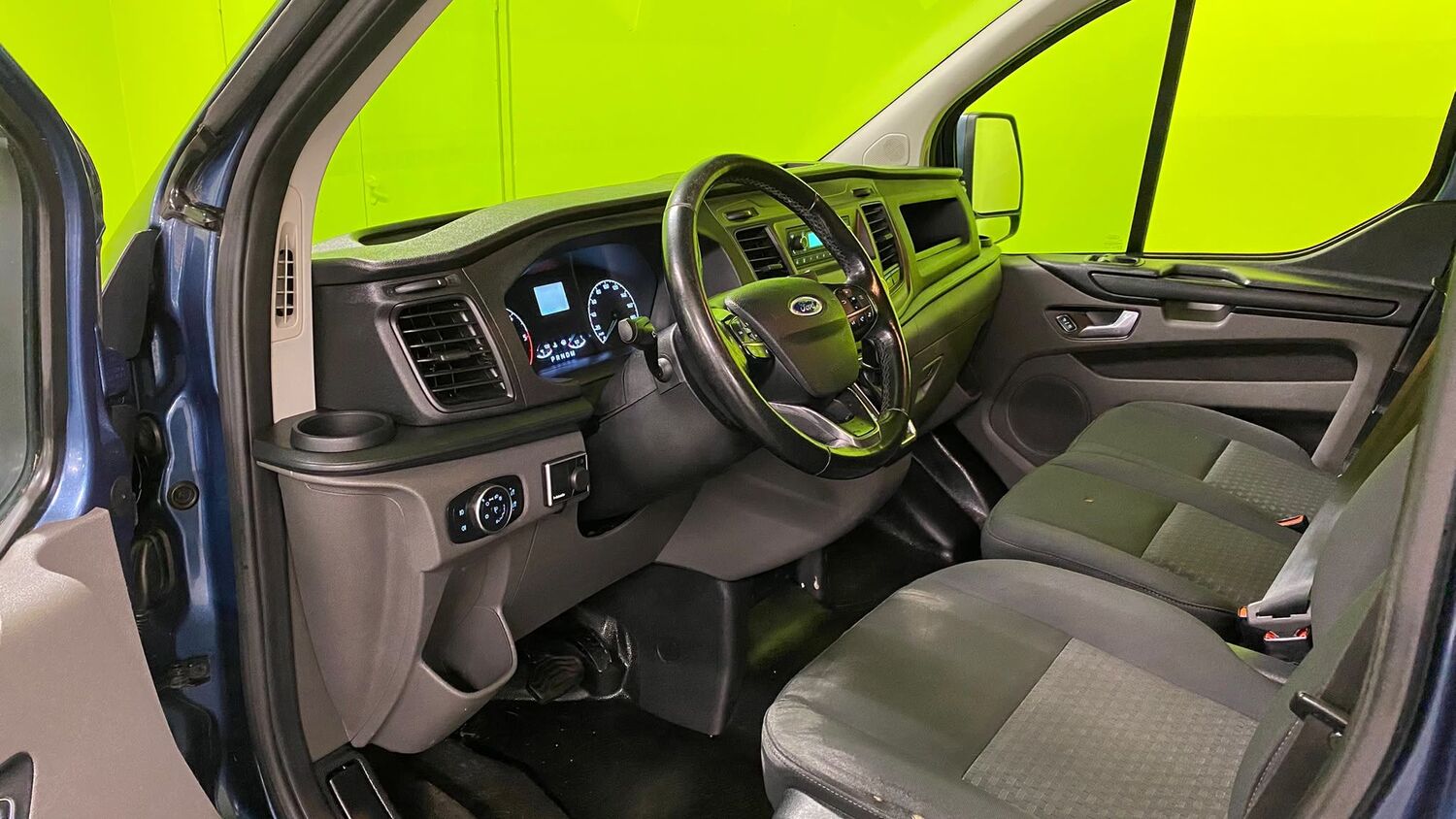 Ford Transit Custom vaihtoauto