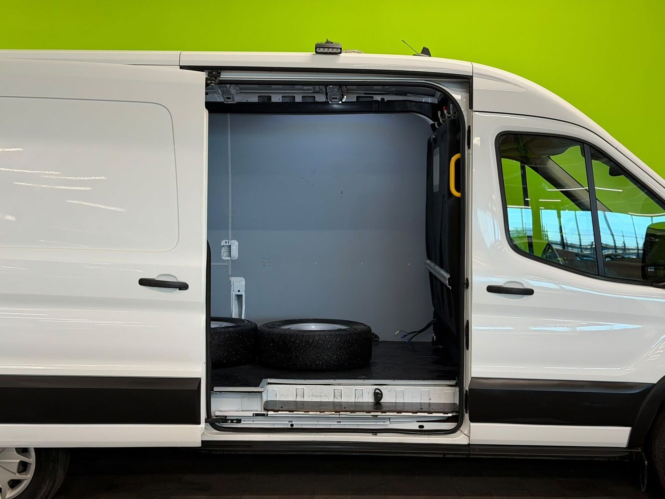 Ford Transit vaihtoauto