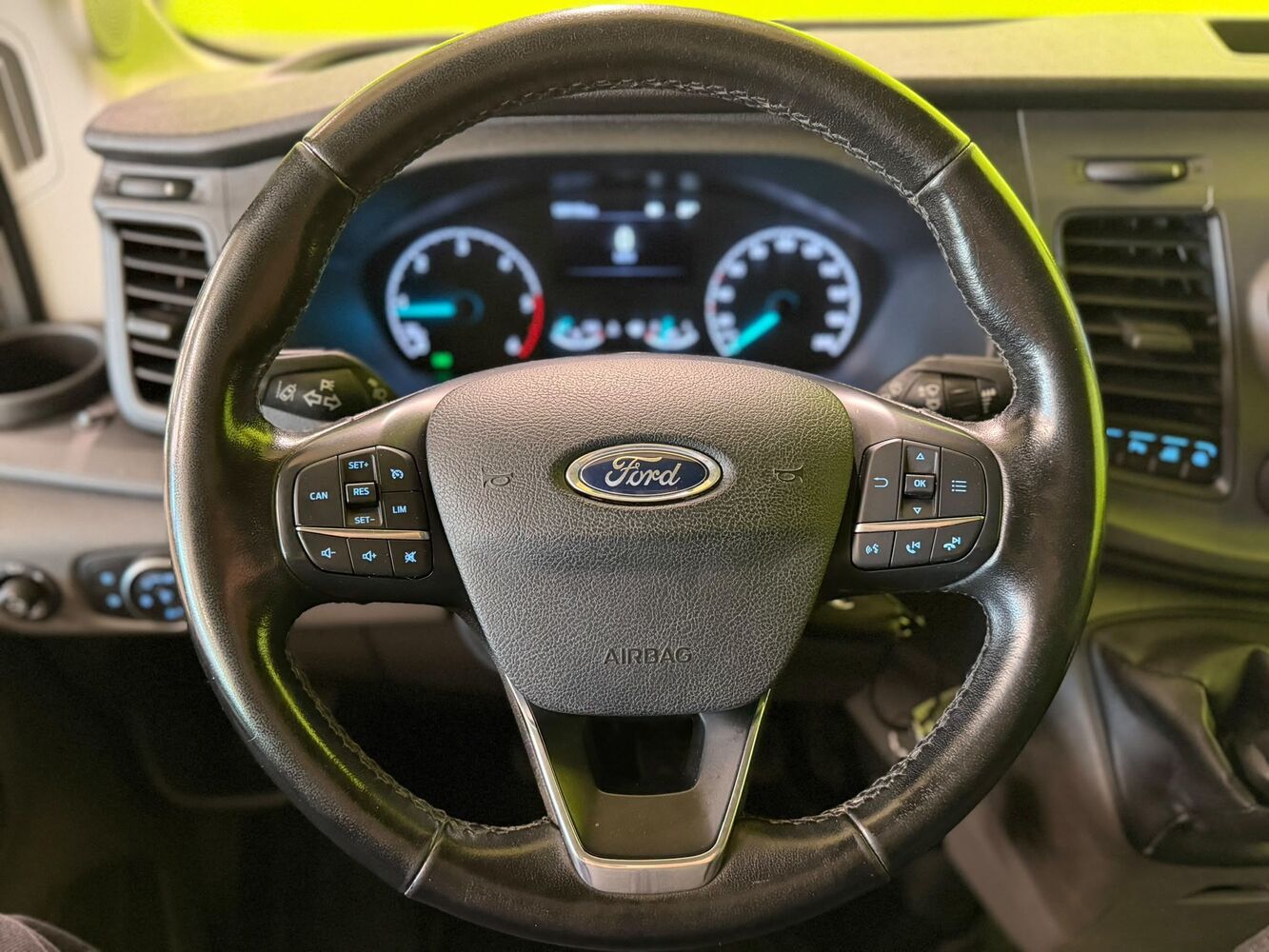 Ford Transit vaihtoauto