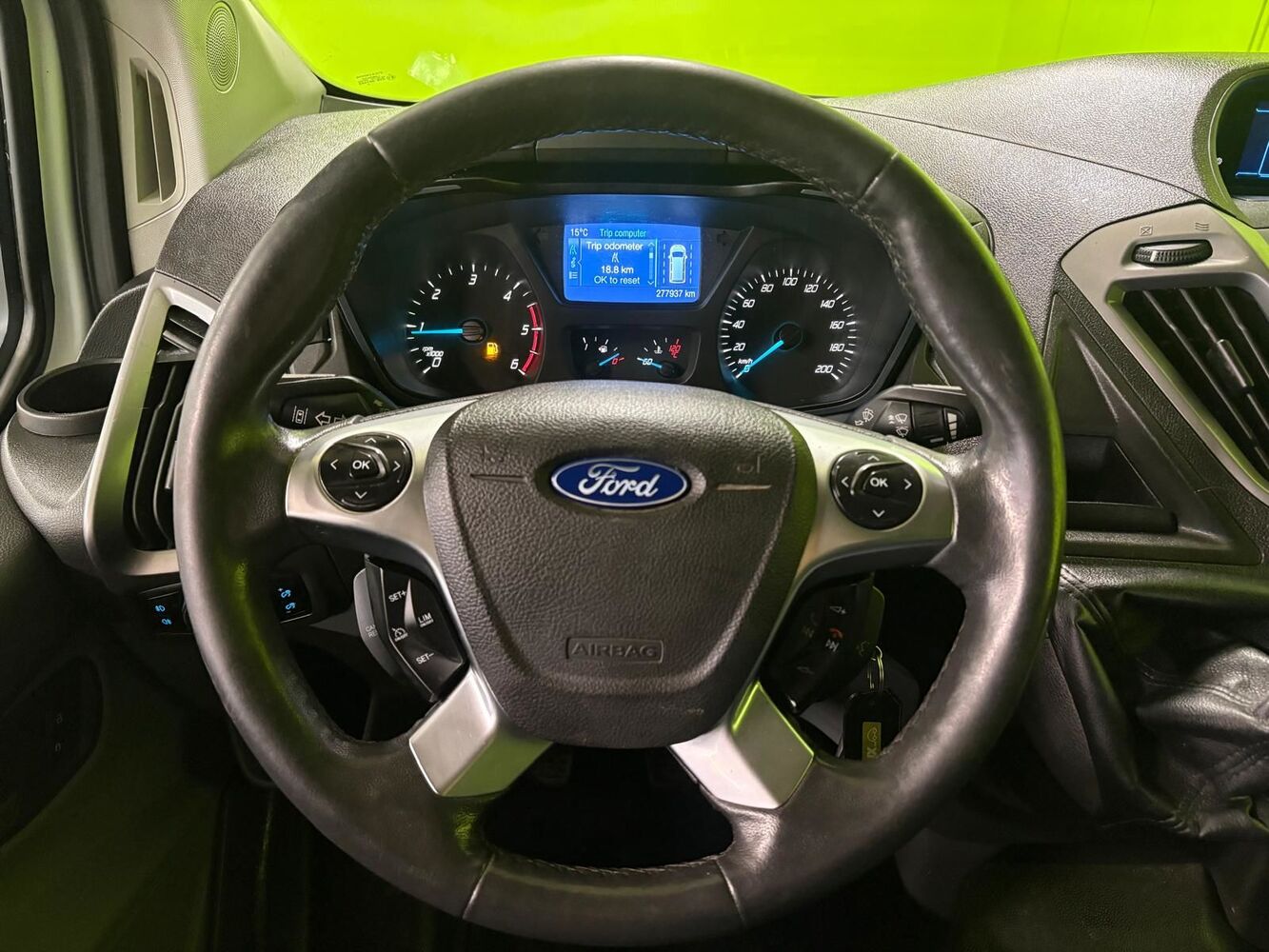 Ford Transit Custom vaihtoauto