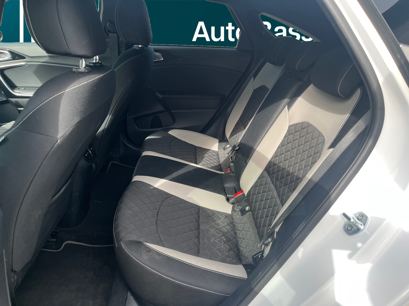 Kia Proceed vaihtoauto