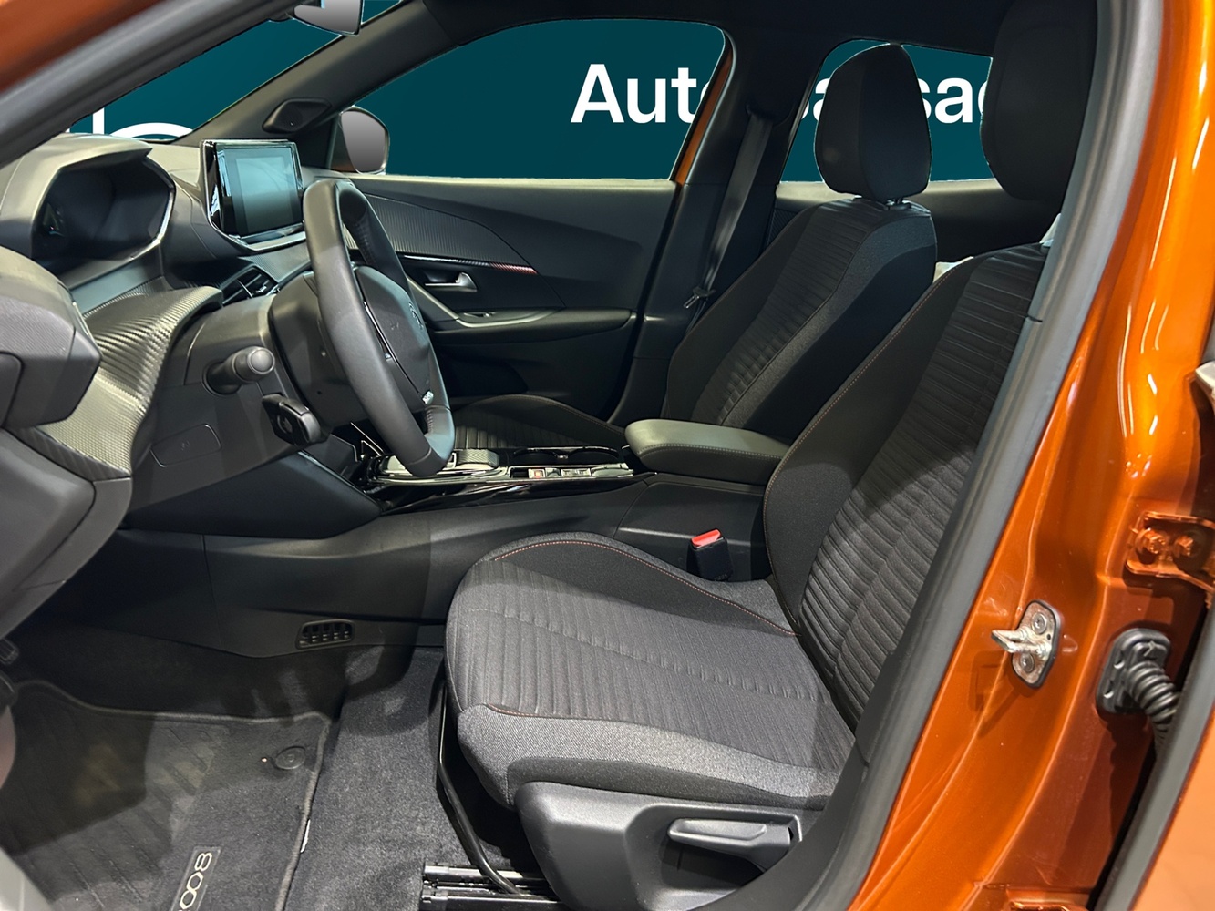 Peugeot e-2008 vaihtoauto