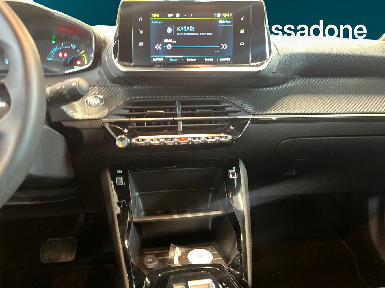 Peugeot e-2008 vaihtoauto
