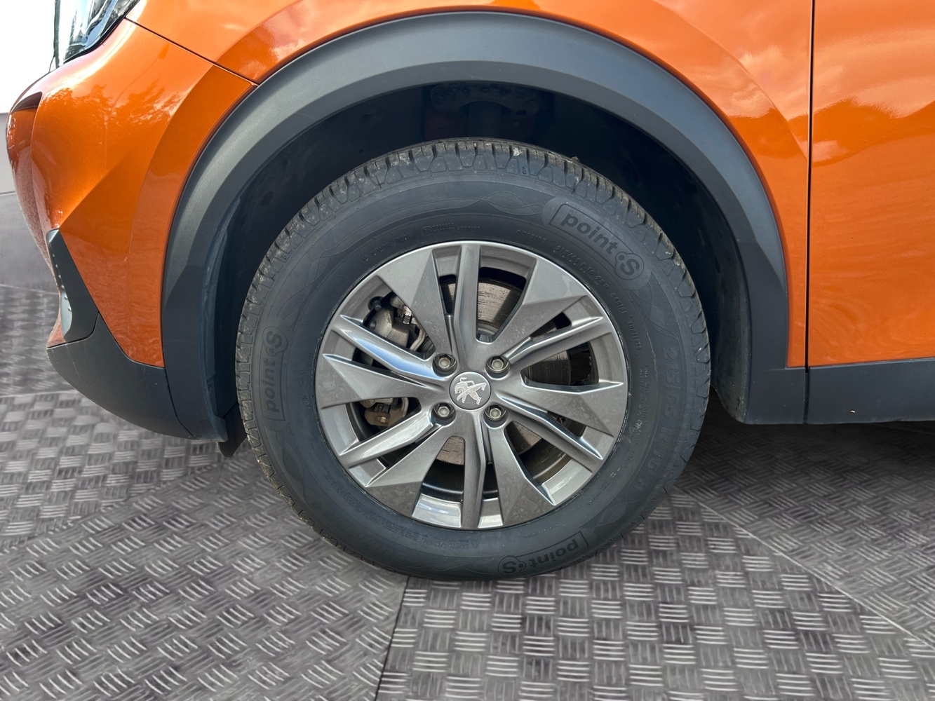 Peugeot e-2008 vaihtoauto