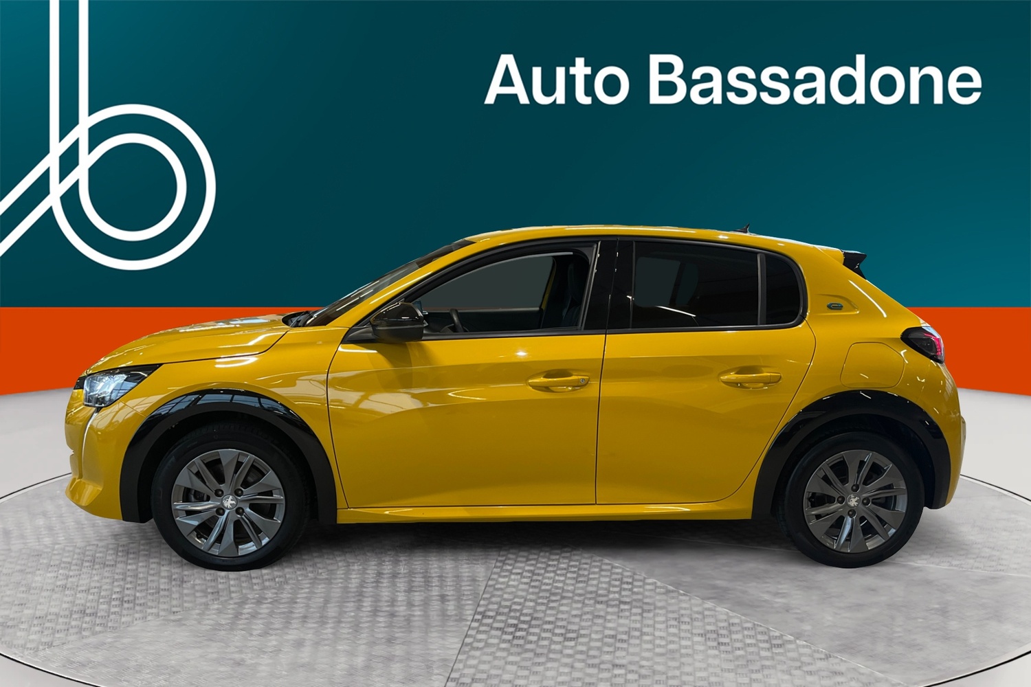 Peugeot e-208 vaihtoauto
