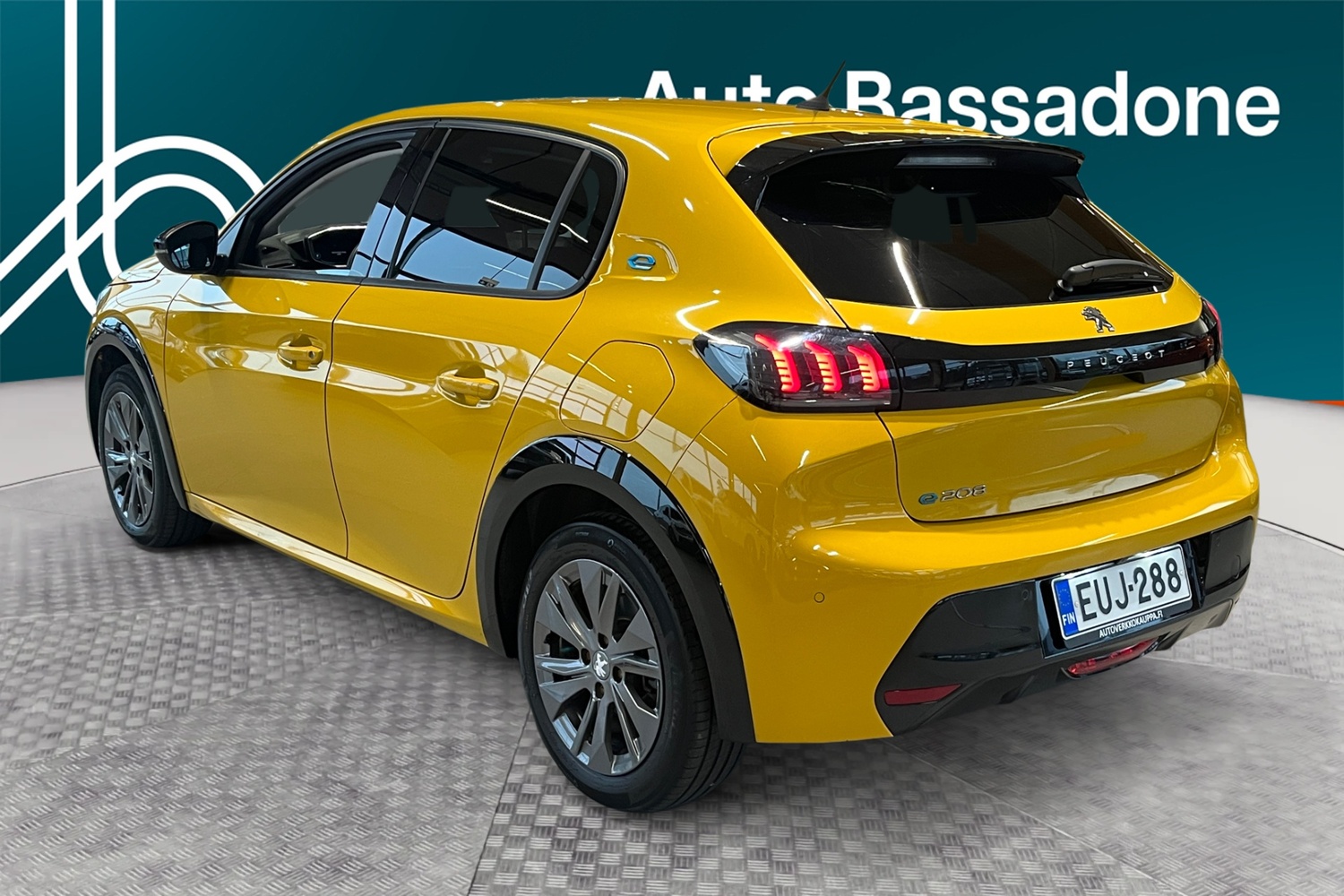 Peugeot e-208 vaihtoauto