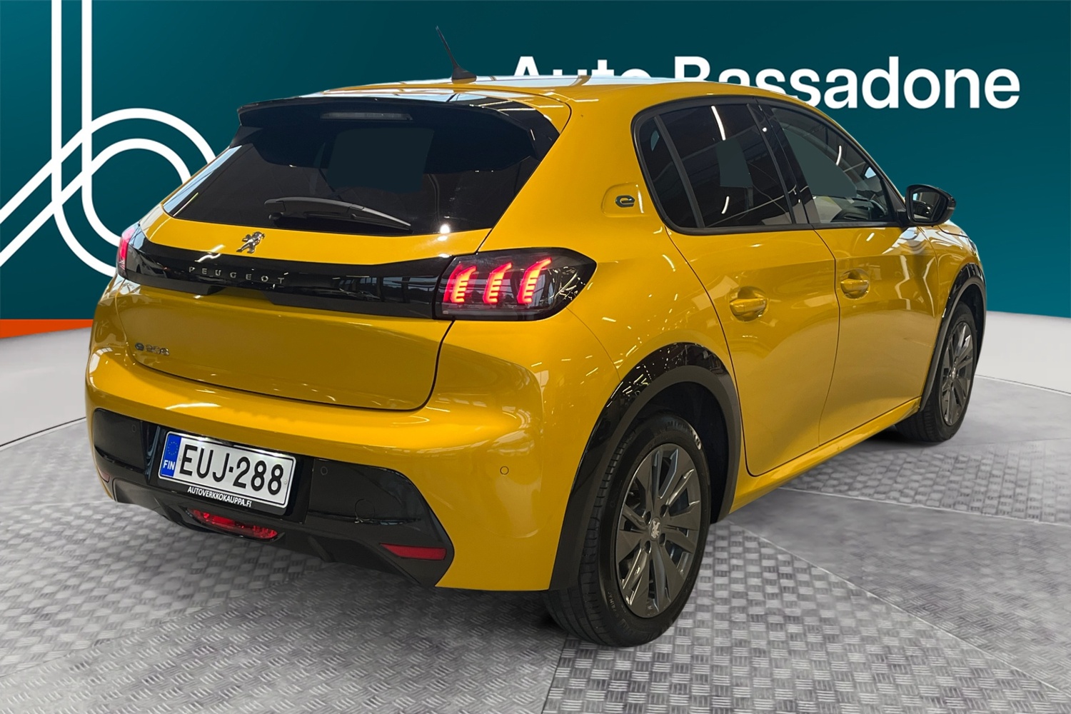 Peugeot e-208 vaihtoauto