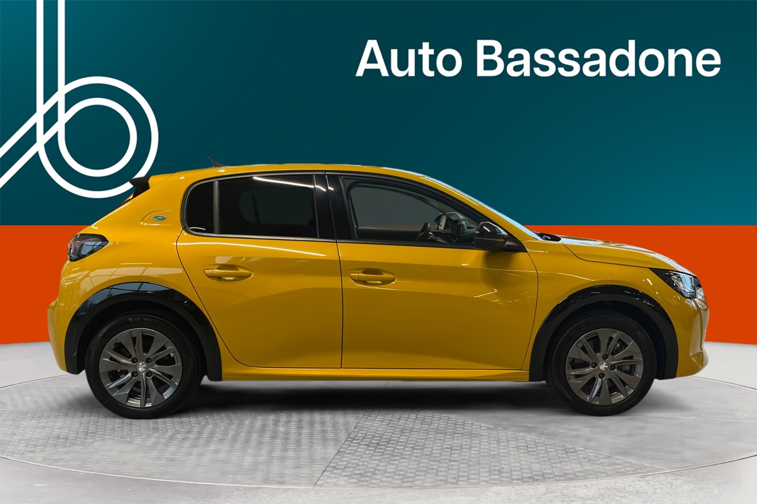 Peugeot e-208 vaihtoauto