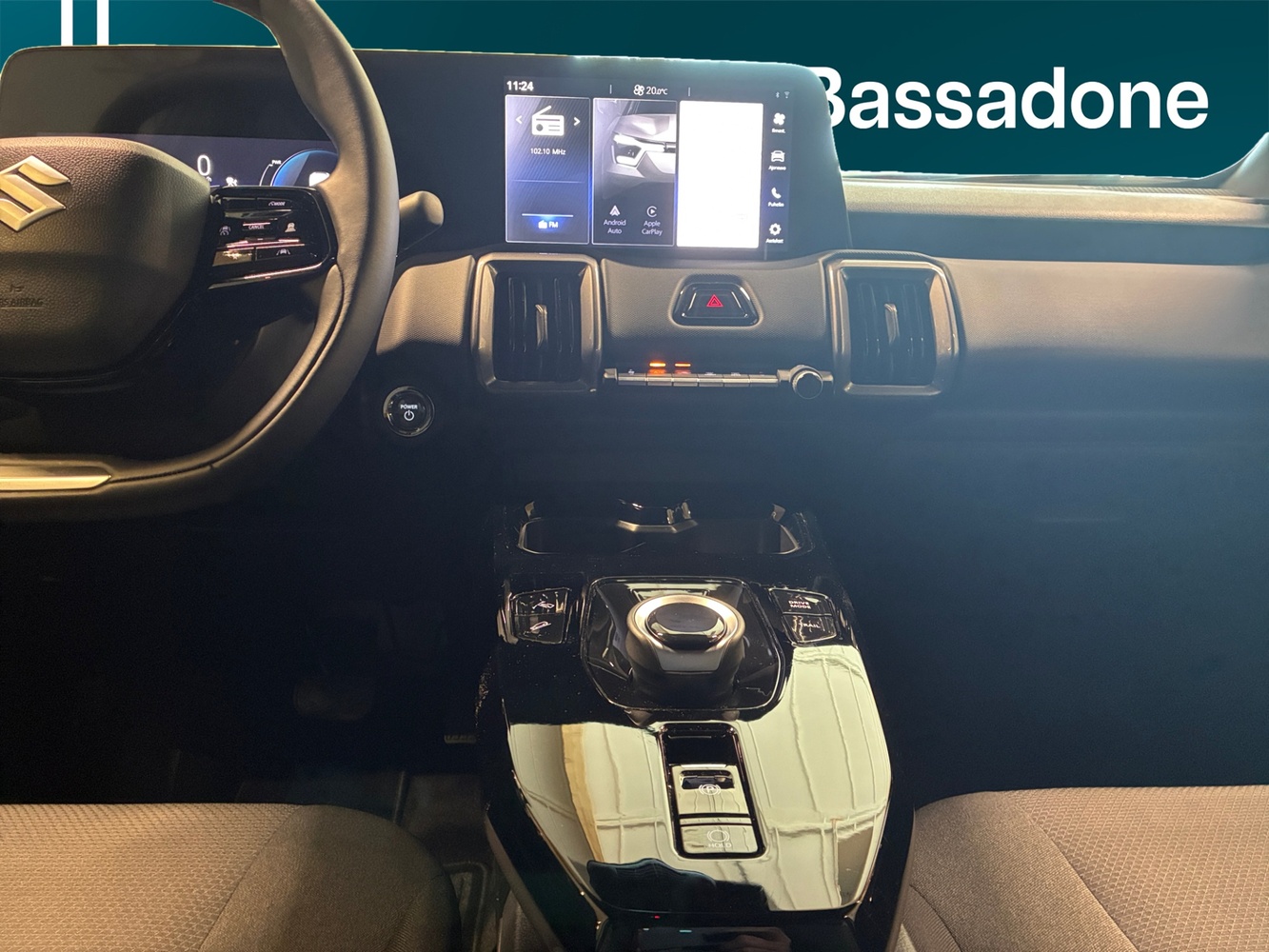 Suzuki e VITARA vaihtoauto