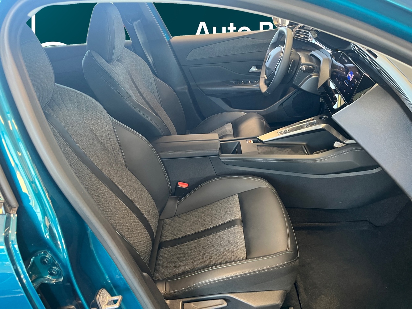 Peugeot 408 vaihtoauto