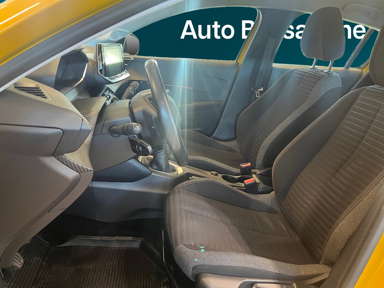Peugeot 208 vaihtoauto