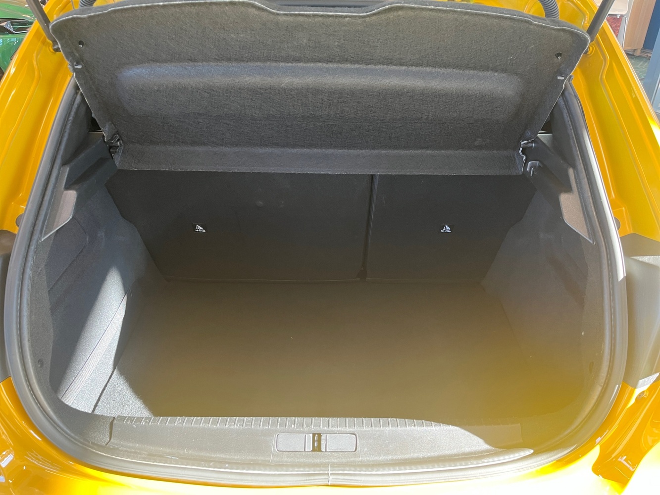 Peugeot 208 vaihtoauto