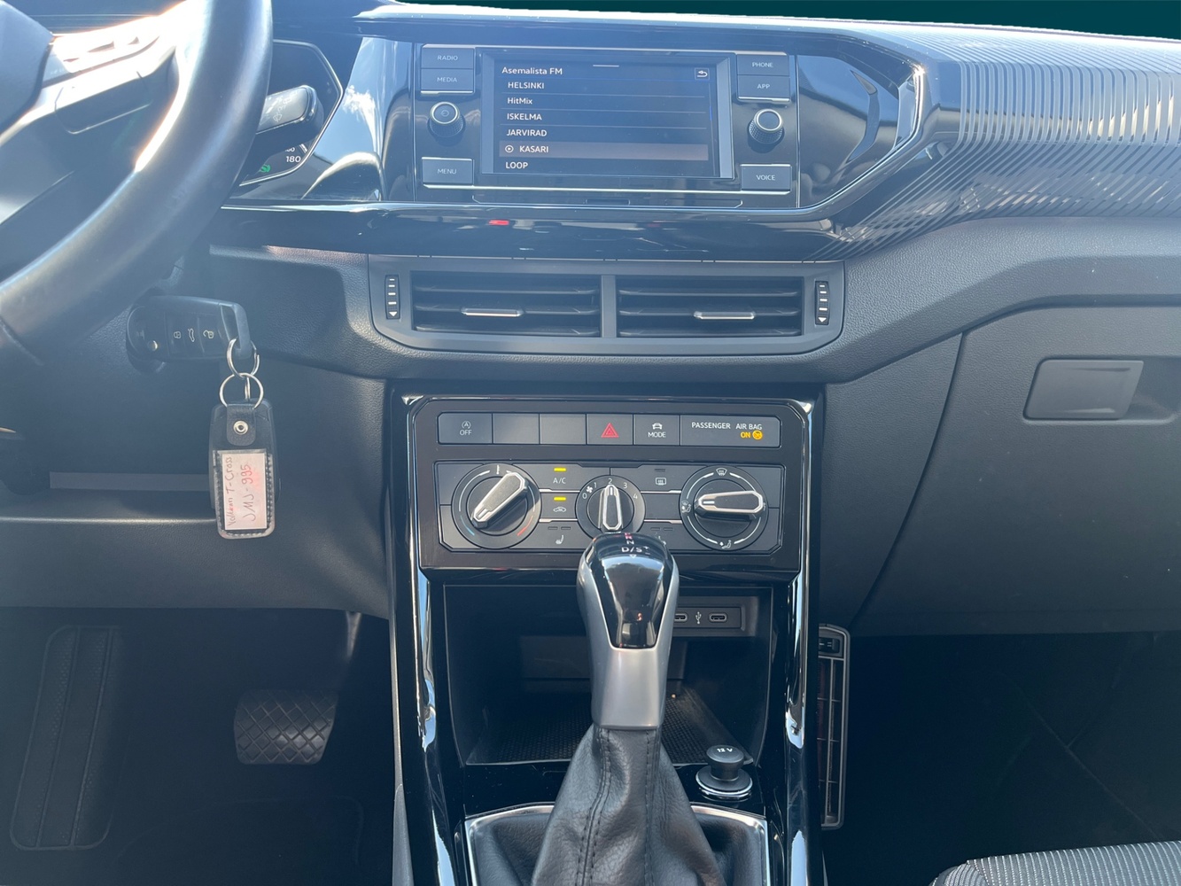 Volkswagen T-Cross vaihtoauto