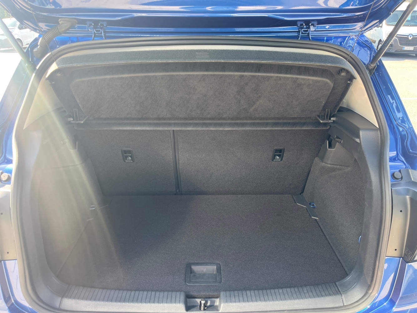 Volkswagen T-Cross vaihtoauto