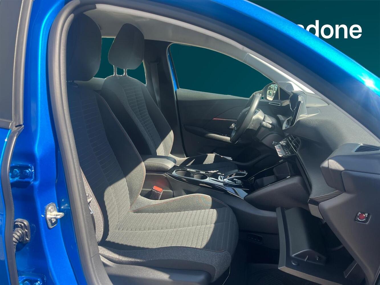 Peugeot e-208 vaihtoauto
