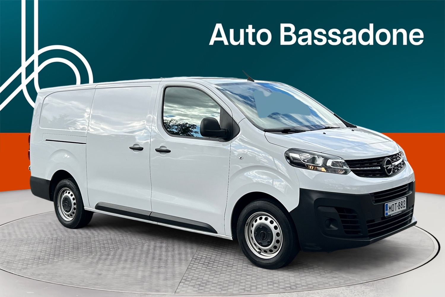 Opel Vivaro vaihtoauto