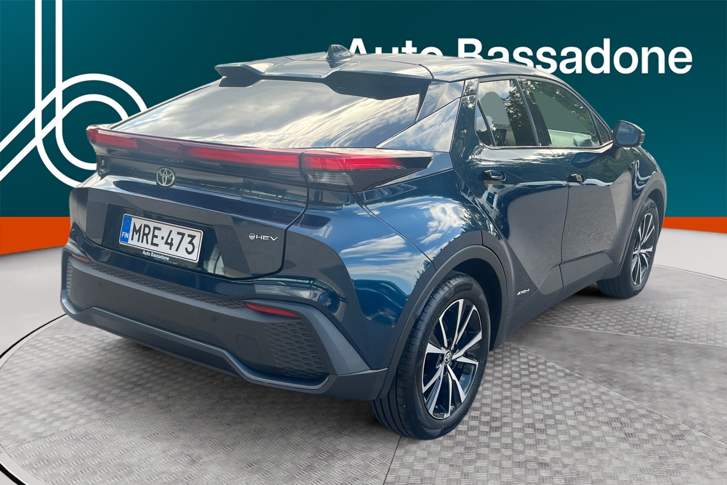 Toyota C-HR vaihtoauto