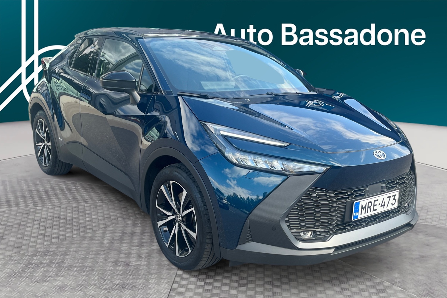 Toyota C-HR vaihtoauto