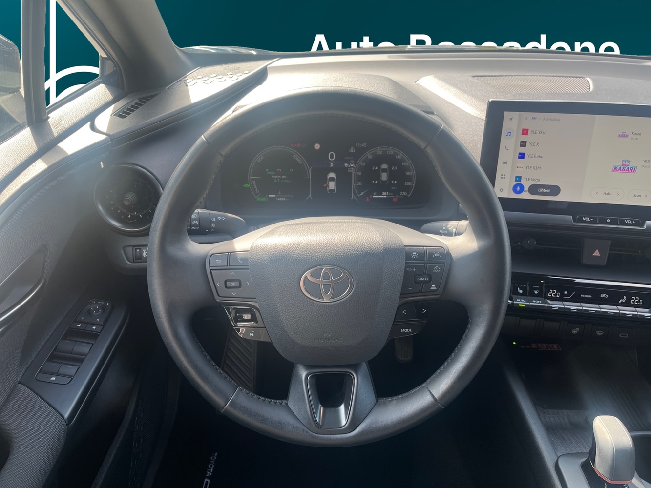 Toyota C-HR vaihtoauto