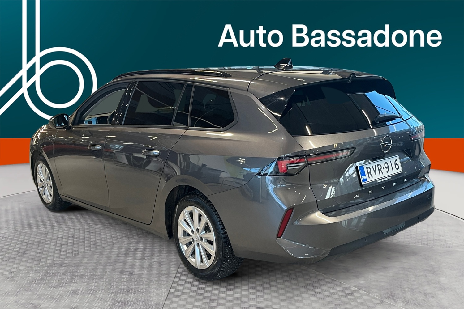 Opel Astra vaihtoauto