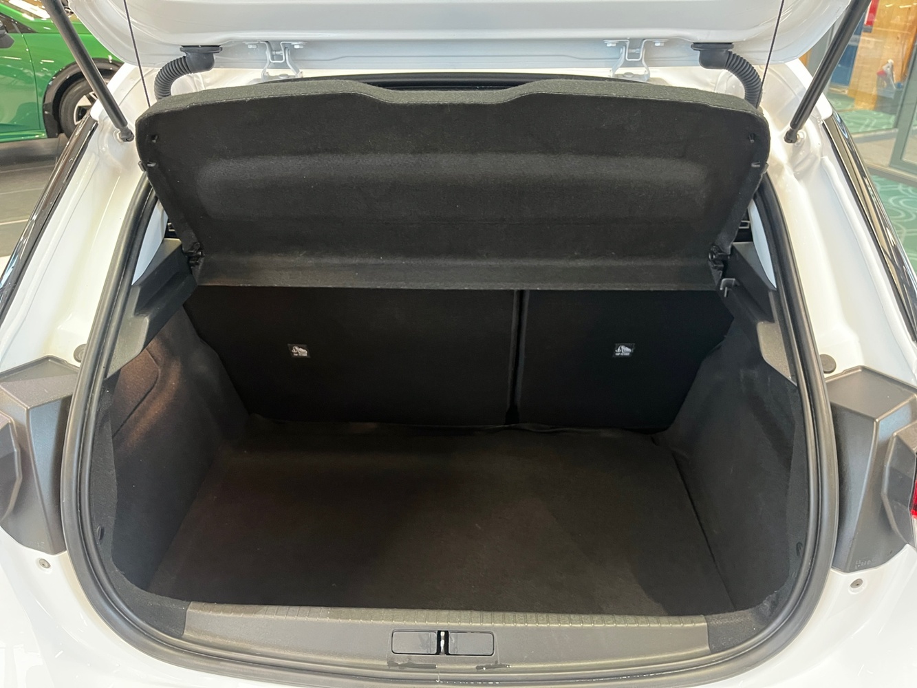 Opel Corsa-e vaihtoauto