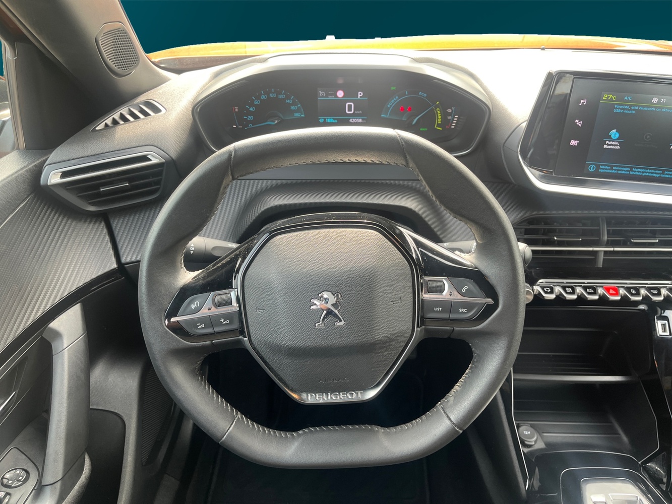 Peugeot e-2008 vaihtoauto