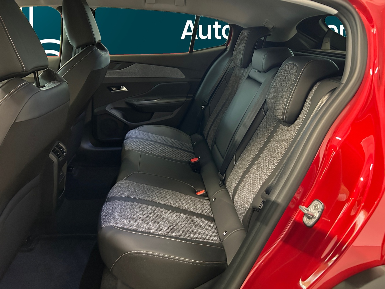Peugeot 408 vaihtoauto