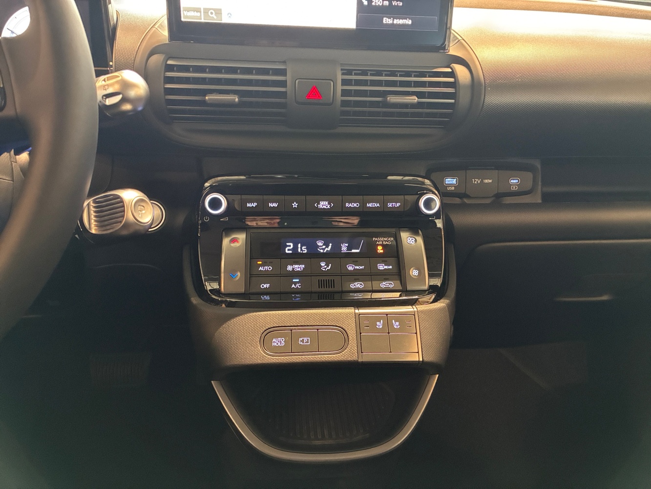 Hyundai INSTER vaihtoauto